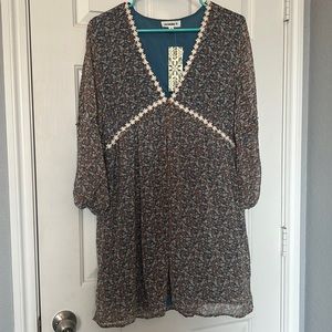 Eesome Floral Dress - Small
